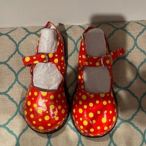 Red Polka Dot Mary Jane Shoes clown shoes for Halloween.